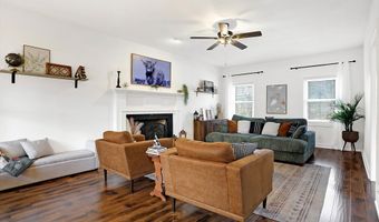 7082 Tremont Dr, Bargersville, IN 46106