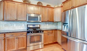 84 Andriana Ln, Albany, NY 12204
