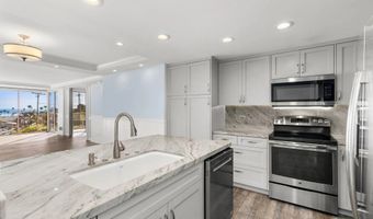 1200 Harbor Dr 3C, Oceanside, CA 92054