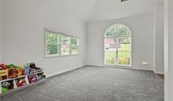 11130 Touraine Ct, Alpharetta, GA 30022