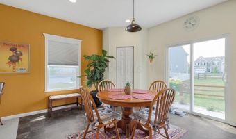20 Thoreau Dr, Ashville, OH 43103