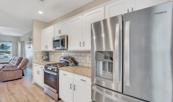 33 Chinquapin St, Beaufort, SC 29906