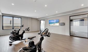 957 BROADWAY 201, Bayonne, NJ 07002