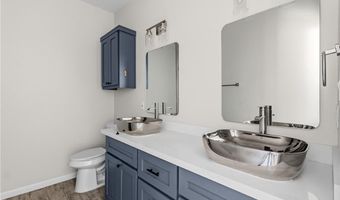 1233 Country Club Dr 1, Alamo, TX 78516