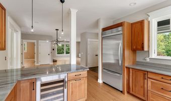 110 Stone Hill Rd, Bolton, VT 05464