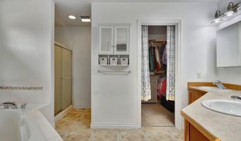 5605 Yukon Charlie Loop, Anchorage, AK 99502