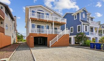 214 2ND St, Bethany Beach, DE 19930