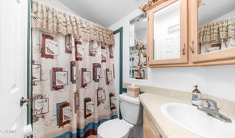 611 S IRONSTONE Dr 611, Apache Junction, AZ 85119