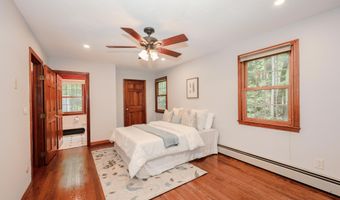 36 Old Farm Rd, Bedford, NH 03110