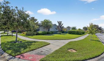 6903 CRESTPOINT Dr, Apollo Beach, FL 33572