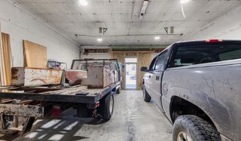 307 311 N Main, Andale, KS 67001