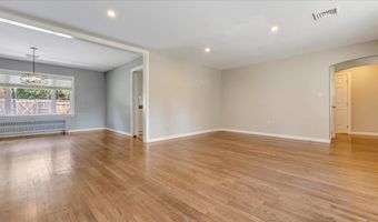 2705 W Gordon St, Allentown, PA 18104