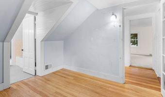 15 Grant St, Bangor, ME 04401