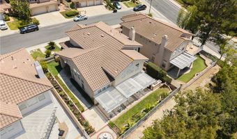 405 S Laureltree Dr, Anaheim, CA 92808