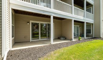 2906 N Knightsbridge Cir, Ann Arbor, MI 48105