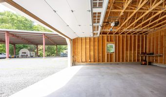 96 Smith Rd, Barnet, VT 05821