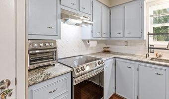 1010 Eaton Dr, Abbeville, LA 70510