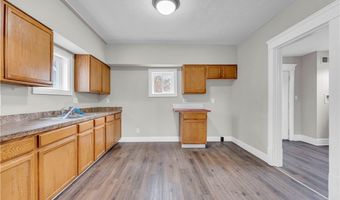 36 Cole Ave, Akron, OH 44301