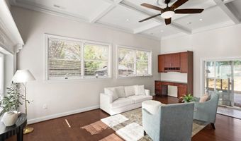 4211 DOWNING St, Annandale, VA 22003