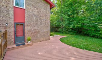 14536 BARKWOOD Dr, Rockville, MD 20853
