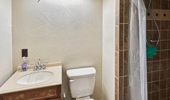 1504 S Country Club Cir, Carlsbad, NM 88220