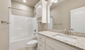 4200 SW Acres Ave, Bentonville, AR 72713