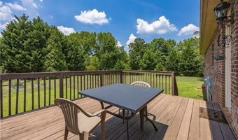 514 Honeysuckle Rdg, Asheboro, NC 27205