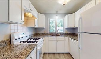 8 Scenery Ln 8, Johnston, RI 02919
