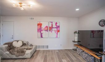 6117 E Garnet Cir, Anaheim, CA 92807