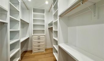 811 Greenhorn St, Bentonville, AR 72712