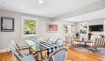 138 Carroll Ave, Newport, RI 02840