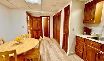 1045 Broadway, Bangor, ME 04401