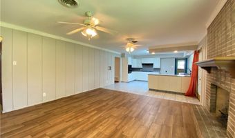 536 W Yoakum Ave, Aransas Pass, TX 78336