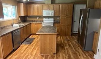 81 Wildwood Dr, Ash Flat, AR 72513
