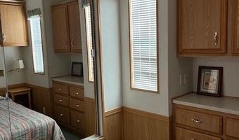 719 EMERALD Dr, Apache Junction, AZ 85119