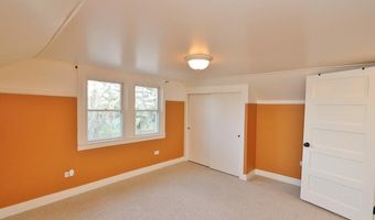 550 Ohio St, Bangor, ME 04401