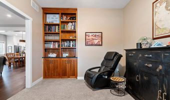 5401 N AMETHYST Dr, Appleton, WI 54913