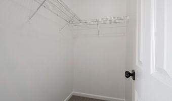 2924 Coles Creek Ln, Indianapolis, IN 46217