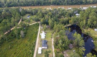 1758 Easons Bluff Rd, Baxley, GA 31513