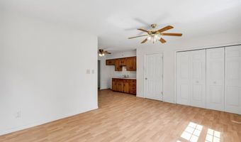 425 Bush Dr, Ballwin, MO 63021