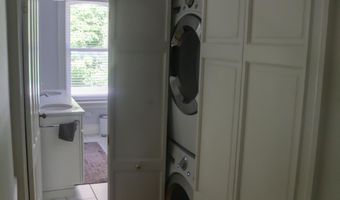 63 S Lake Ave, Albany, NY 12203