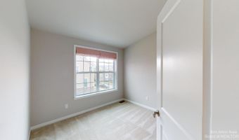 2794 Ashcombe Dr, Ann Arbor, MI 48105