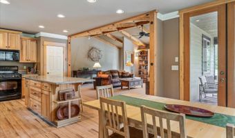 3539 Meadow Ln, Arnold, CA 95223