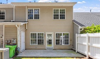 1505 Poets Glade Dr, Apex, NC 27523