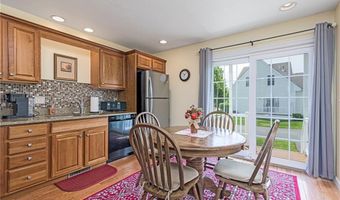126 Boylston St 126, Cranston, RI 02921