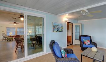 572 Dolphin Cir, Barefoot Bay, FL 32976