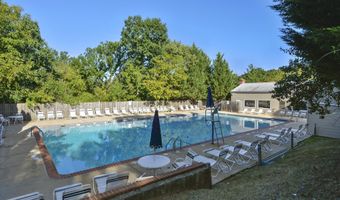 4600 DUKE St 930, Alexandria, VA 22304