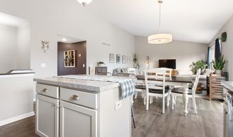 10902 Woodedge Dr, Allendale, MI 49401