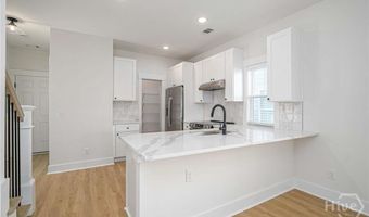 1205 E Bolton St, Savannah, GA 31404
