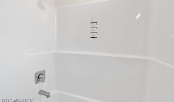 811 Spaniel Ln, Belgrade, MT 59714